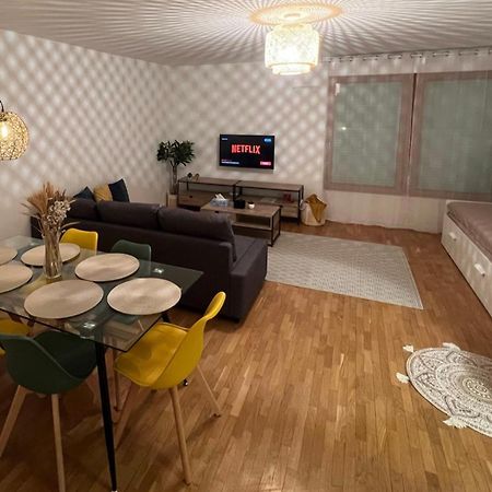 Paris-Montrouge Magnifique Appartement 3 Pieces De 75M2 Avec Parking - Tres Cosy Pour 1 - 8 Personnes Refait A Neuf -Entire Apartment Luxurious And Warm -Montrouge Paris 14Eme - Proche Aeroport Orly Parc Expositions Porte De Versailles Free Wifi Grat Ngoại thất bức ảnh